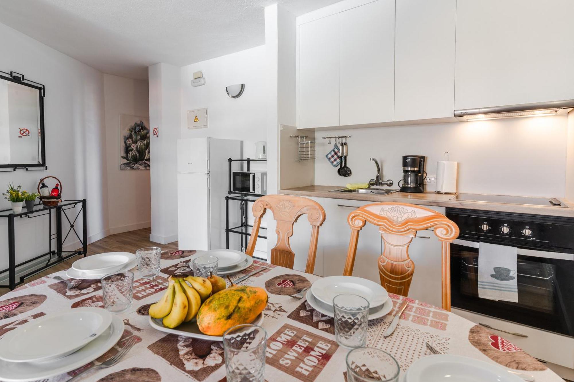 Oceanfront 2 Bedrooms Holiday Home In Tenerife South San Miguel de Abona Exterior photo